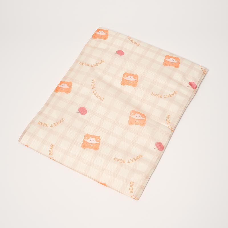 Apples and bears pattern of the CleanPouch Zip Bag. 